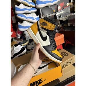 Jordan retro 1 high taxi sz 11